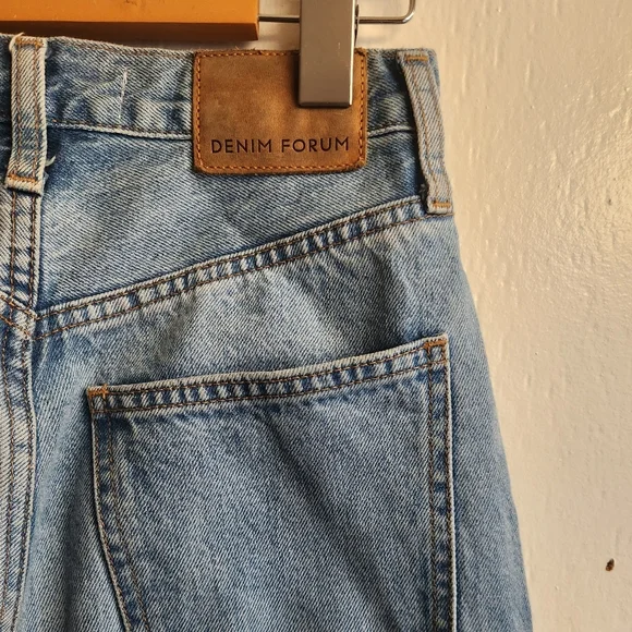 denim forum- joni high rise jeans loose - Picture 5 of 7